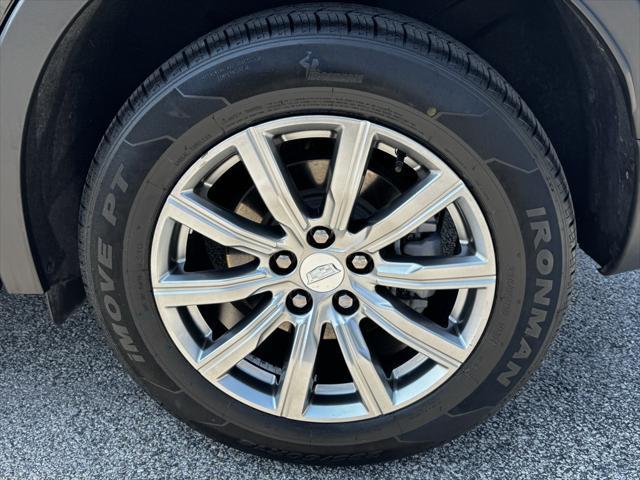 used 2023 Cadillac XT4 car, priced at $25,499
