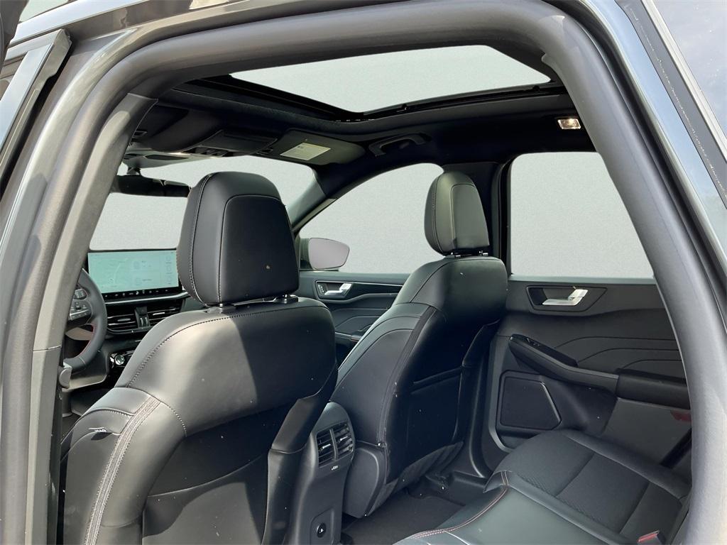 new 2025 Ford Escape car, priced at $29,643