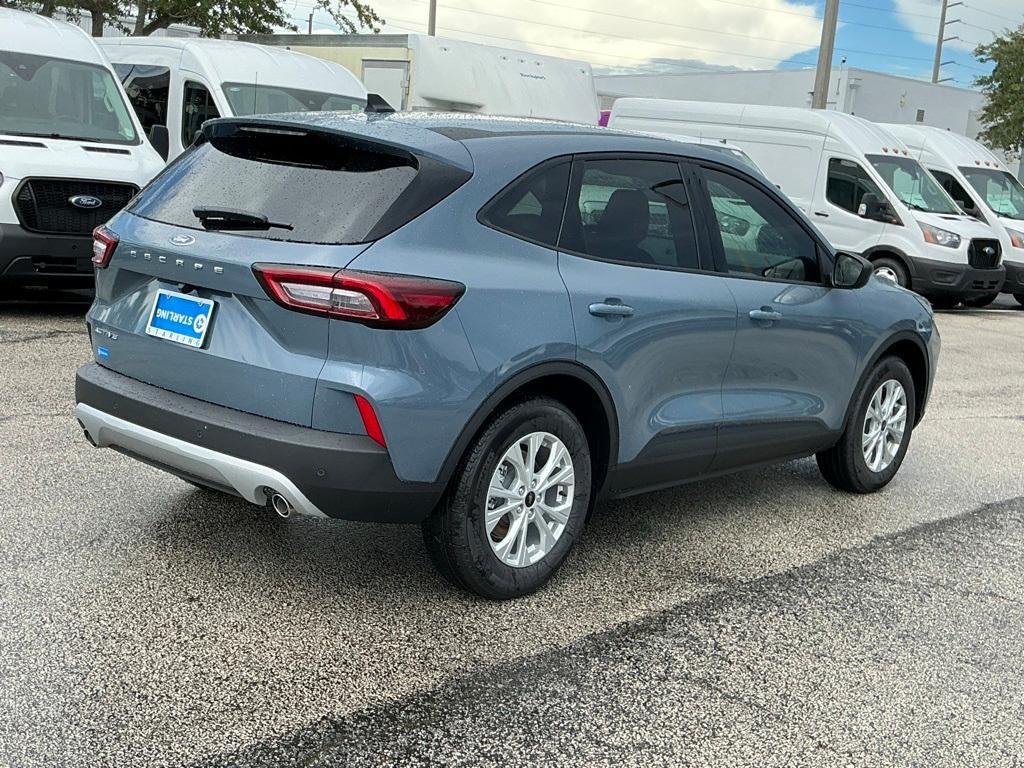 new 2025 Ford Escape car, priced at $29,013