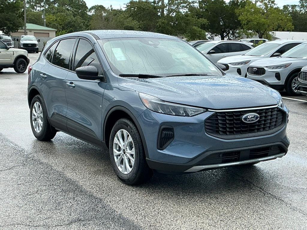 new 2025 Ford Escape car, priced at $29,013