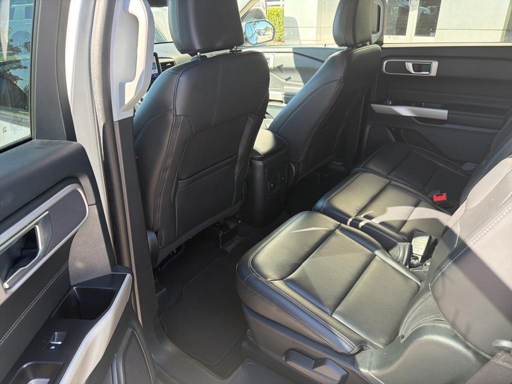 used 2024 Ford Explorer car, priced at $26,492