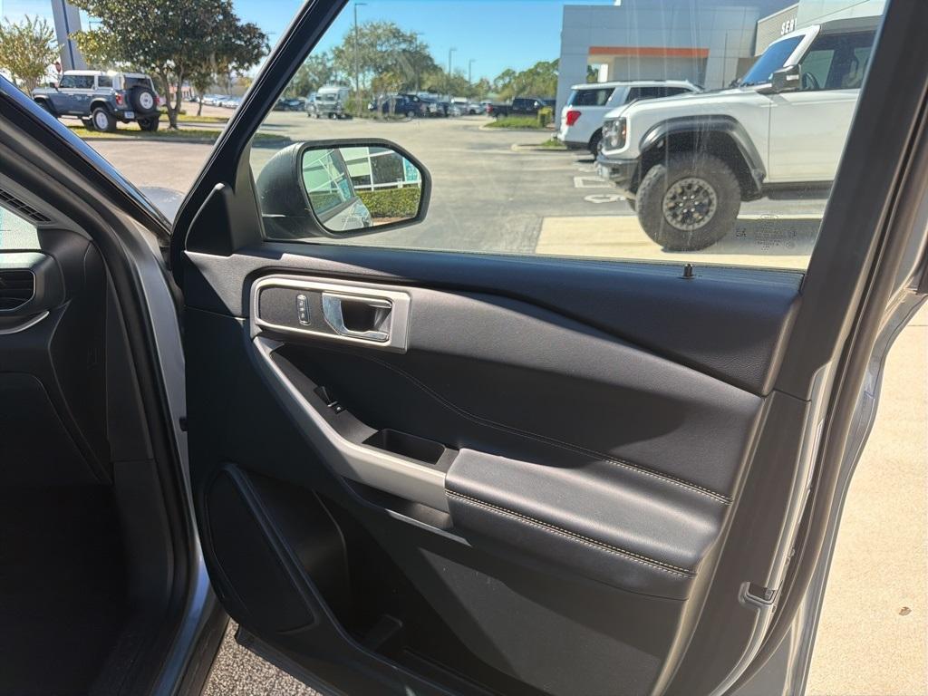 used 2024 Ford Explorer car, priced at $26,492