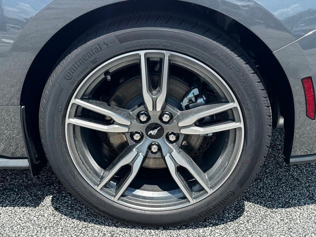 new 2025 Ford Mustang car, priced at $31,540