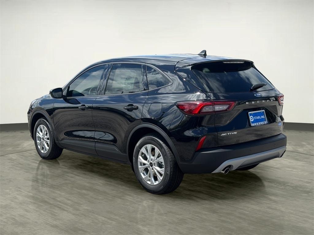 new 2025 Ford Escape car, priced at $25,618