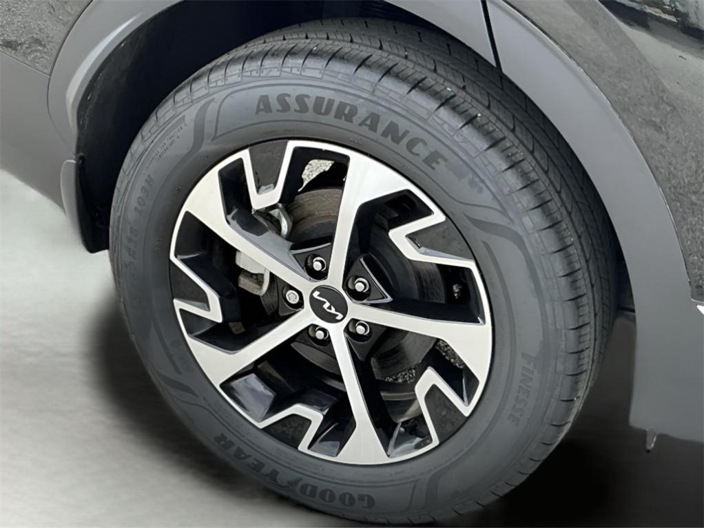 used 2025 Kia Sportage Hybrid car, priced at $28,772