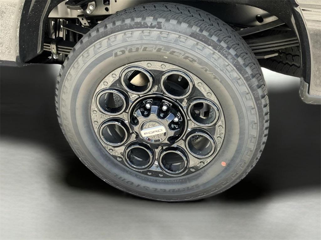 new 2025 Ford F-350 car, priced at $84,092