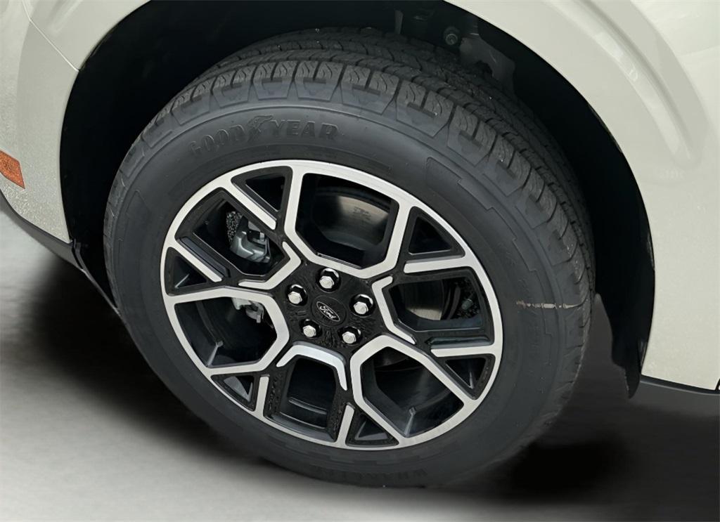 new 2025 Ford Maverick car, priced at $37,180