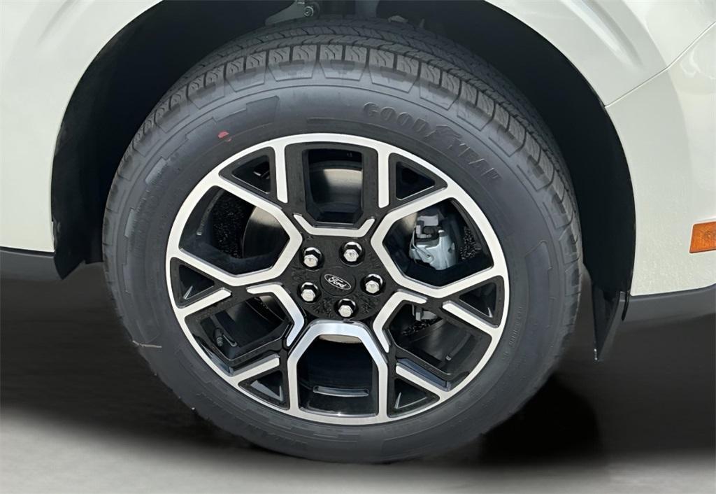 new 2025 Ford Maverick car, priced at $37,180