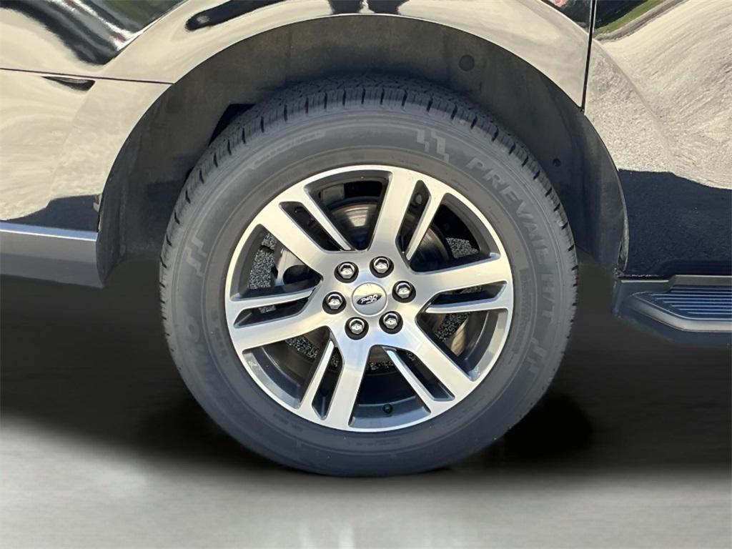 used 2024 Ford Expedition Max car, priced at $50,878