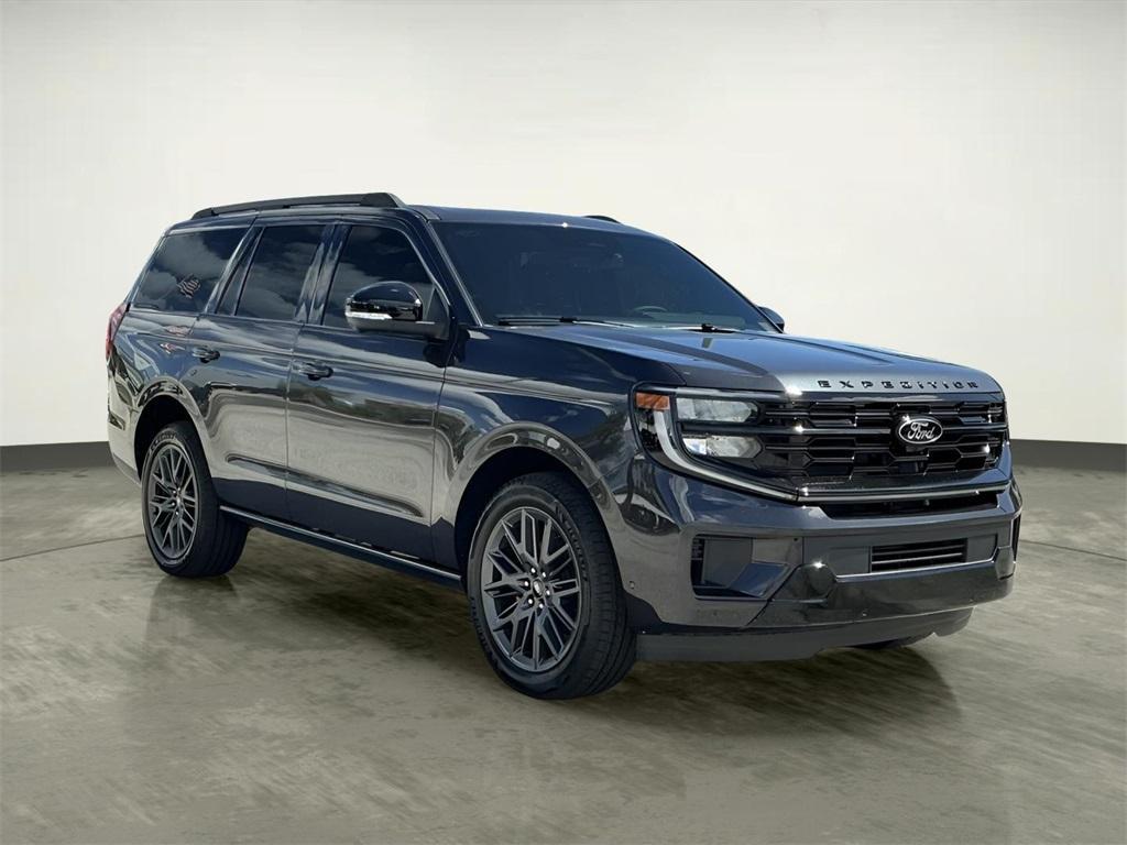 new 2025 Ford Expedition car, priced at $81,659