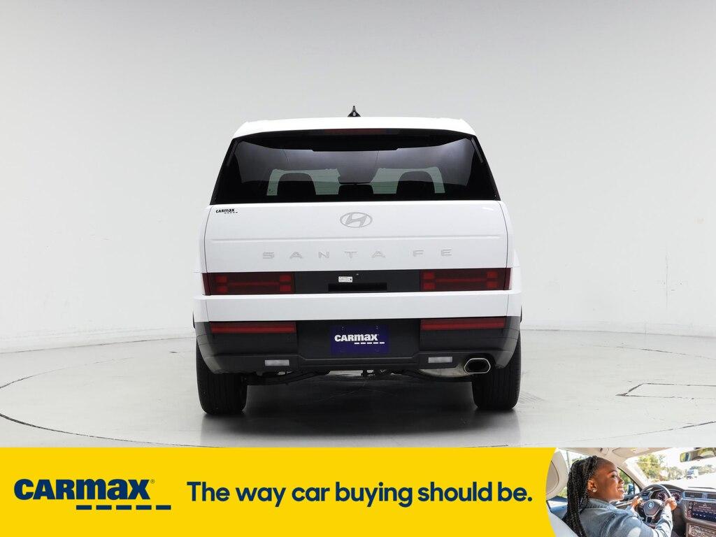 used 2025 Hyundai Santa Fe car, priced at $31,998