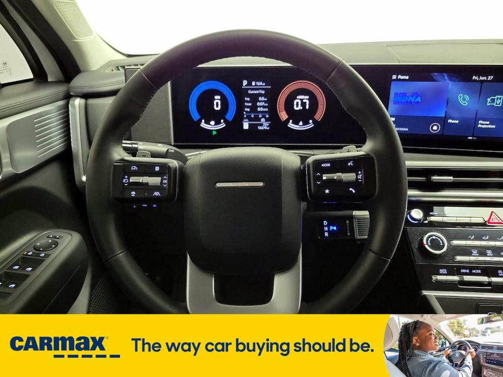 used 2025 Hyundai Santa Fe car, priced at $31,998