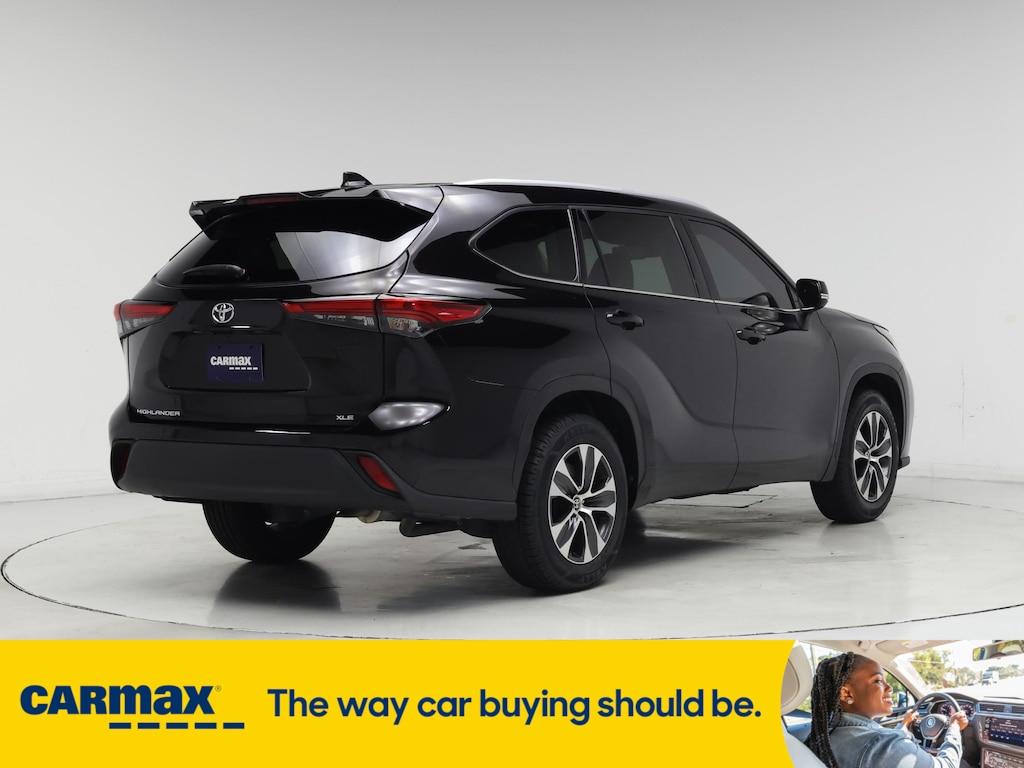 used 2022 Toyota Highlander car, priced at $35,998