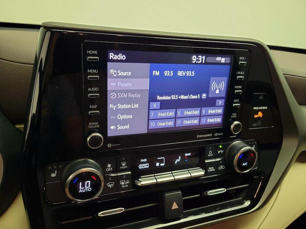 used 2022 Toyota Highlander car, priced at $35,998