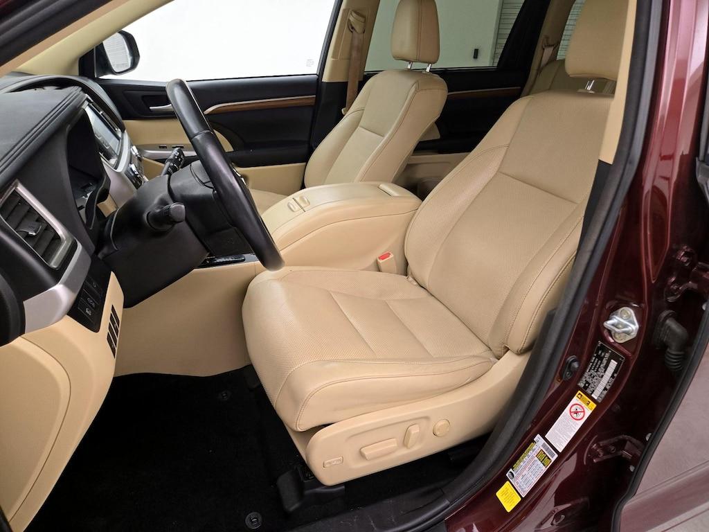 used 2017 Toyota Highlander car, priced at $27,998