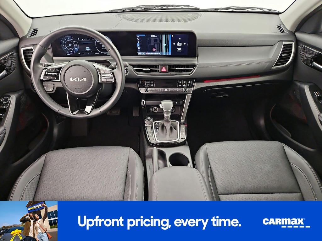 used 2025 Kia Seltos car, priced at $25,998