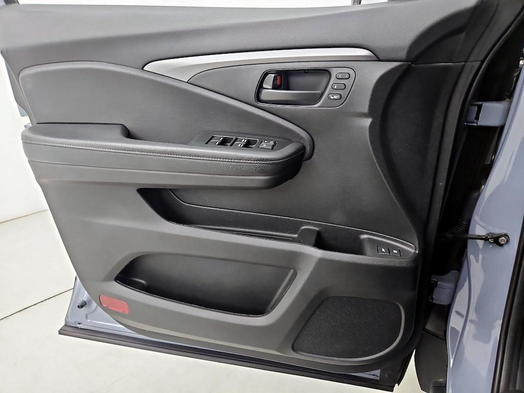 used 2023 Honda Passport car, priced at $30,998