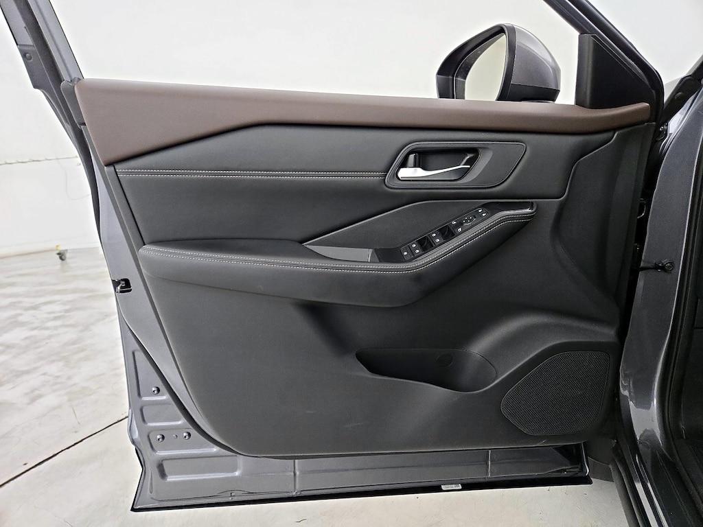used 2023 Nissan Rogue car, priced at $26,998