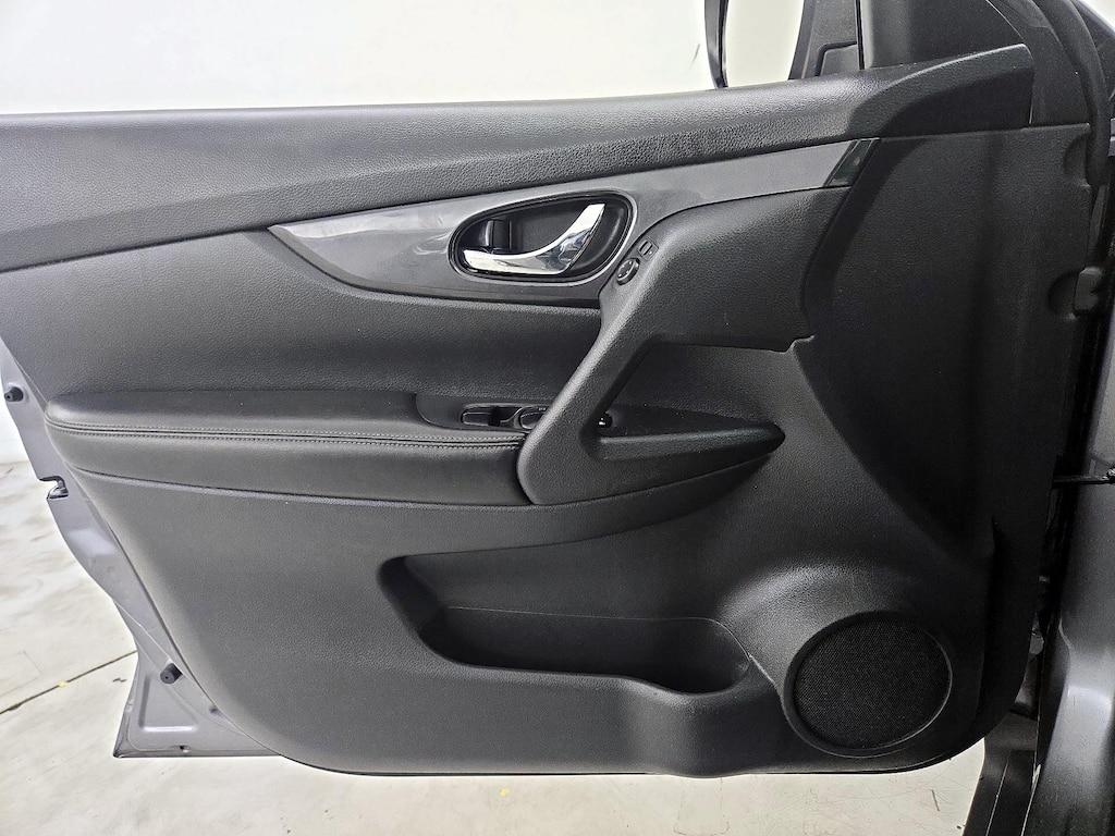used 2018 Nissan Rogue car, priced at $12,998