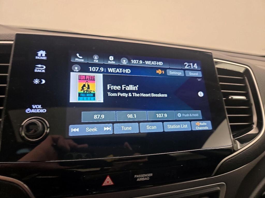 used 2021 Honda Pilot car, priced at $26,998