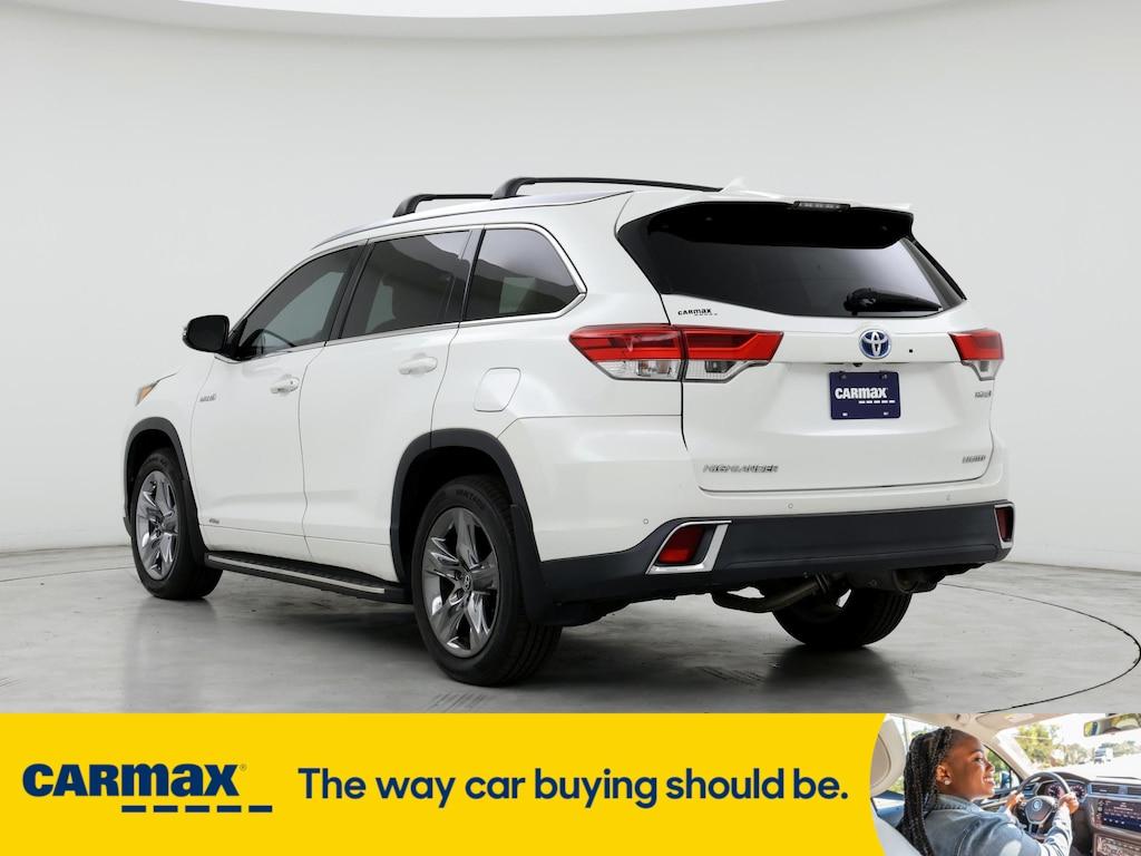 used 2017 Toyota Highlander Hybrid car, priced at $30,998