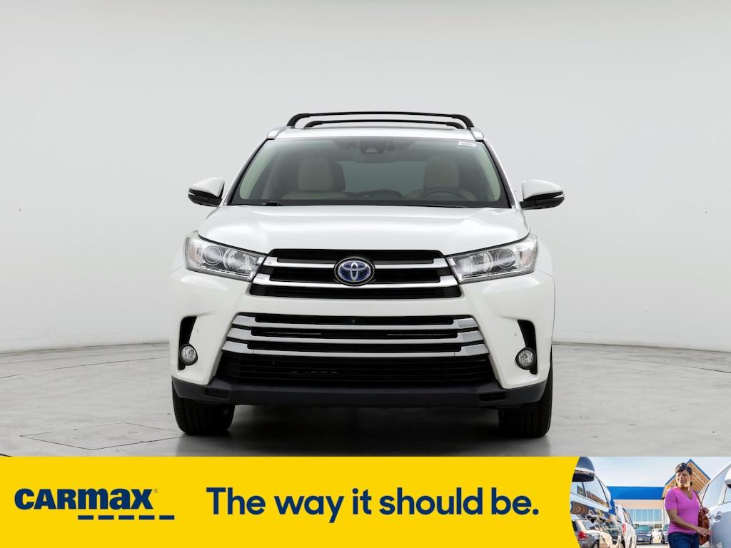 used 2017 Toyota Highlander Hybrid car, priced at $30,998