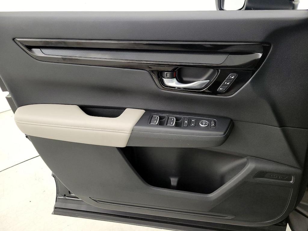 used 2023 Honda CR-V car, priced at $32,998