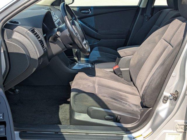 used 2009 Nissan Altima car, priced at $5,888