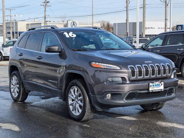 used 2016 Jeep Cherokee car, priced at $12,998