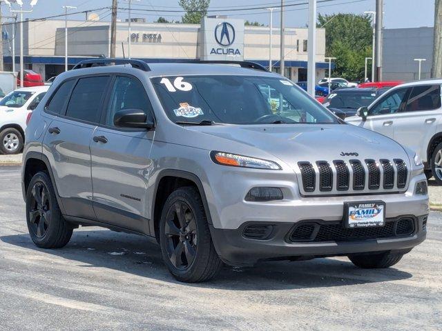 used 2016 Jeep Cherokee car, priced at $11,891