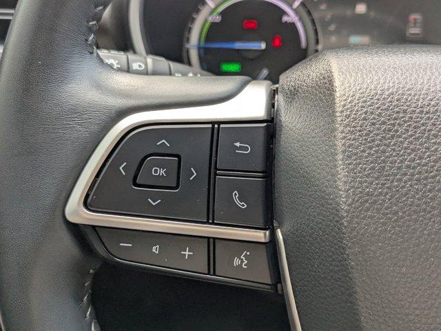 used 2022 Toyota Highlander car, priced at $42,988