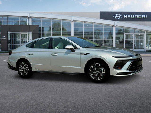 new 2025 Hyundai Sonata car, priced at $30,101