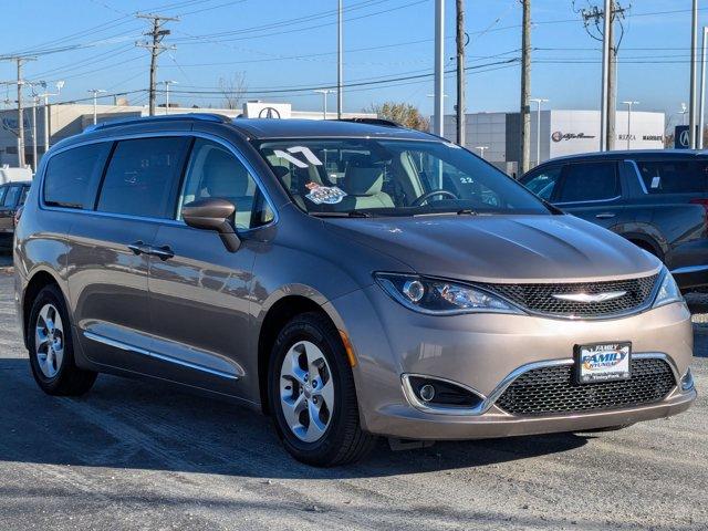 used 2017 Chrysler Pacifica car, priced at $12,922