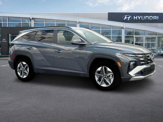 new 2025 Hyundai Tucson car, priced at $33,677