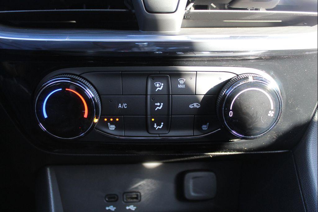 new 2026 Buick Encore GX car, priced at $29,082