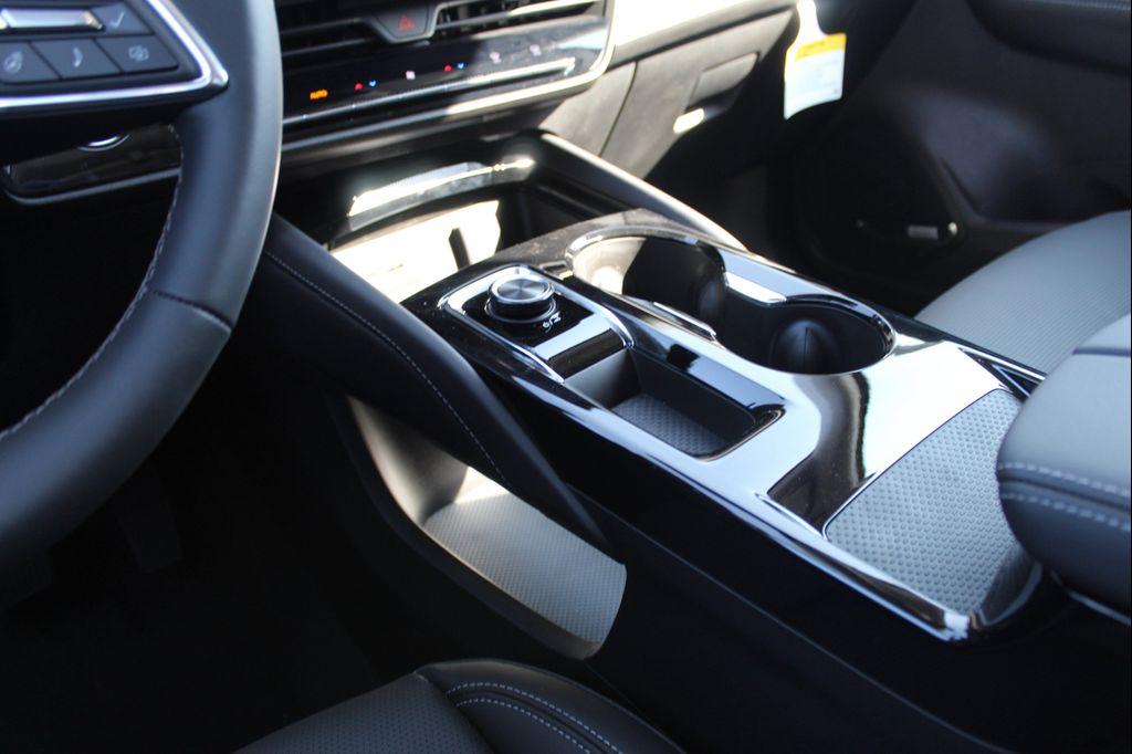 new 2025 Buick Envision car, priced at $38,628