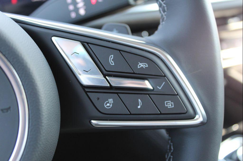 new 2025 Buick Envision car, priced at $38,628