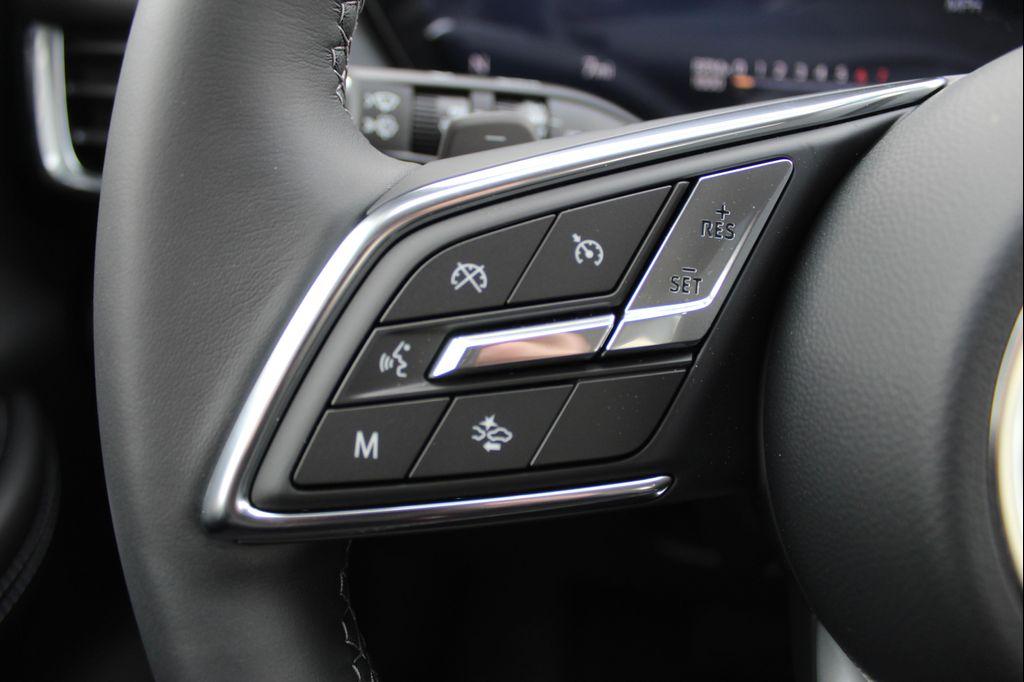 new 2025 Buick Envision car, priced at $39,152