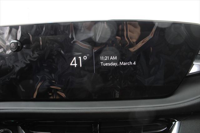 new 2025 Buick Envista car, priced at $27,535