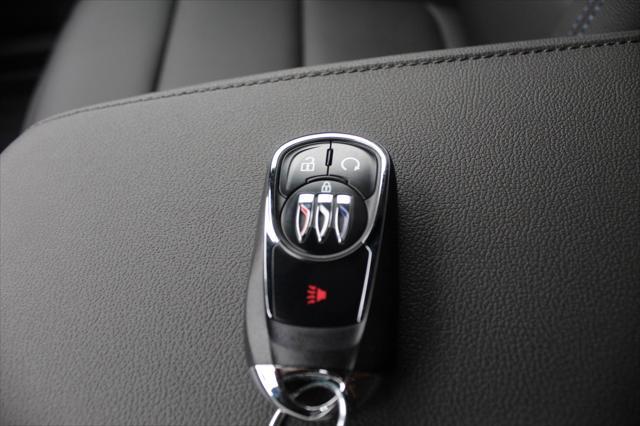 new 2025 Buick Envista car, priced at $27,535