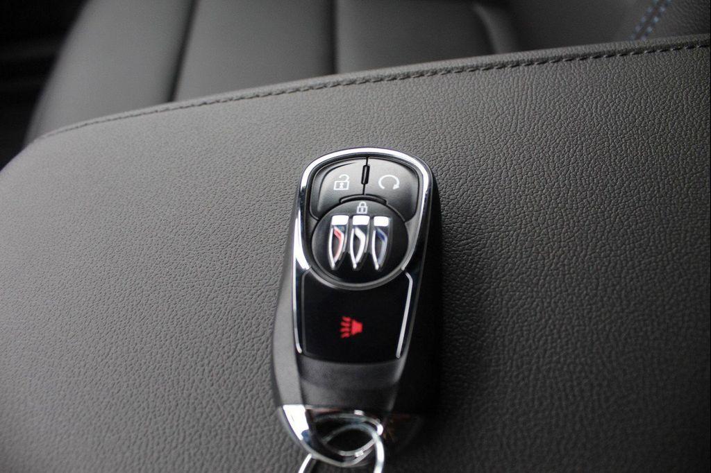 new 2025 Buick Envista car, priced at $25,813