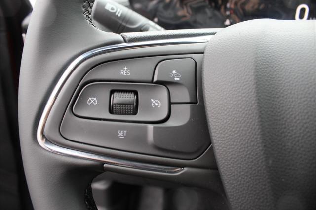 new 2025 Buick Envista car, priced at $27,535