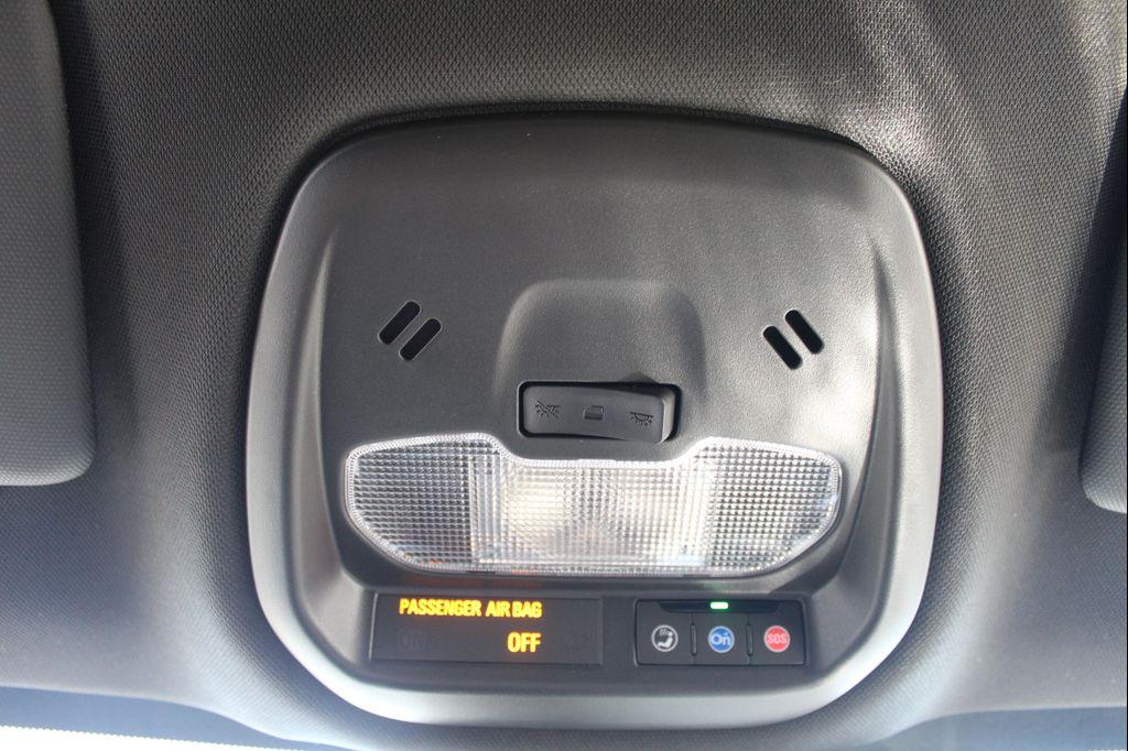 new 2025 Buick Envista car, priced at $24,827