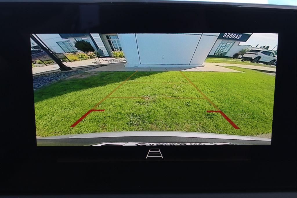 new 2025 Buick Envista car, priced at $24,827
