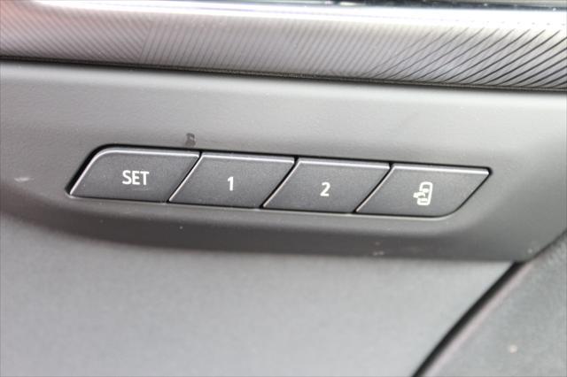 new 2025 Buick Envision car, priced at $39,044