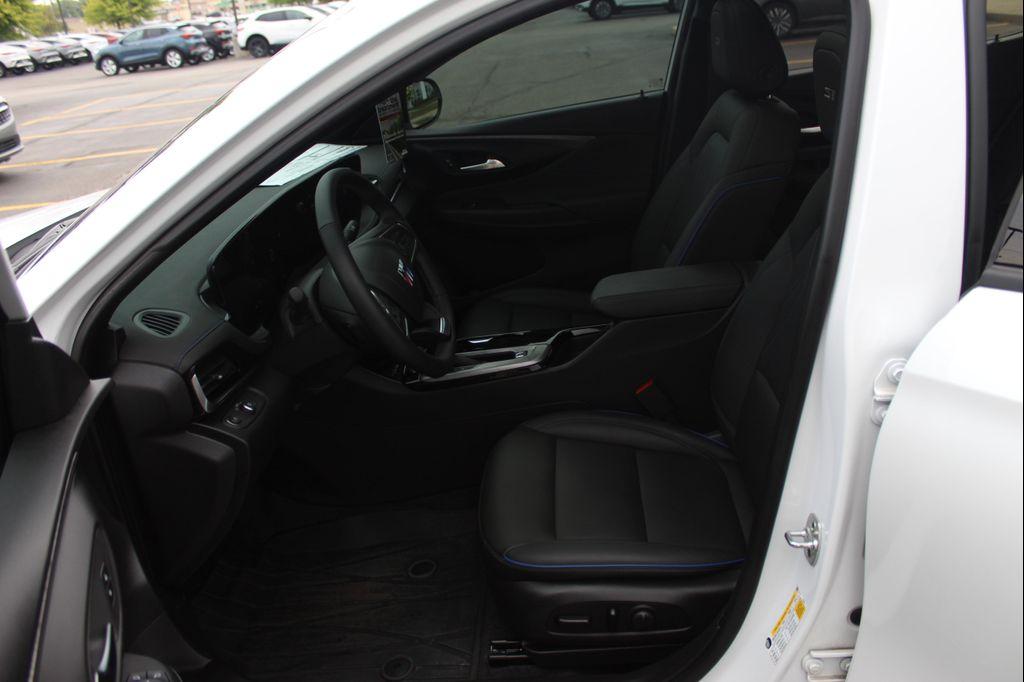 used 2024 Buick Envista car, priced at $27,035