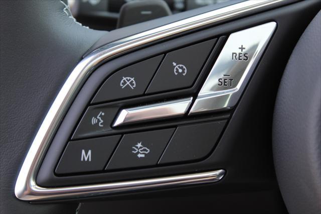 new 2025 Buick Envision car, priced at $39,917