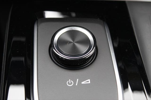 new 2025 Buick Enclave car, priced at $47,592