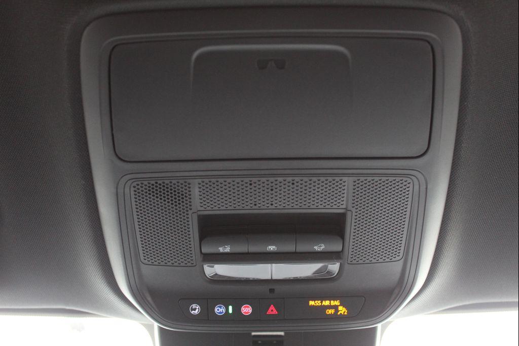 new 2025 Buick Enclave car, priced at $48,592