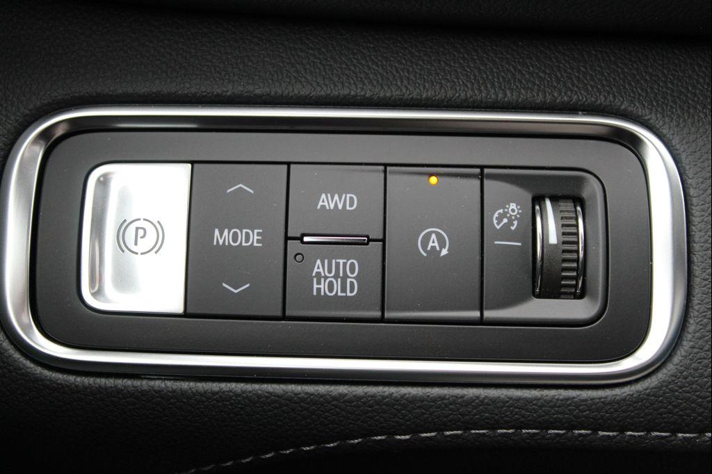 new 2025 Buick Enclave car, priced at $48,592